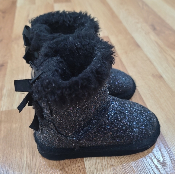 Size 8 Toddler Girls Weestep Winter Snow Boots - Picture 4 of 13